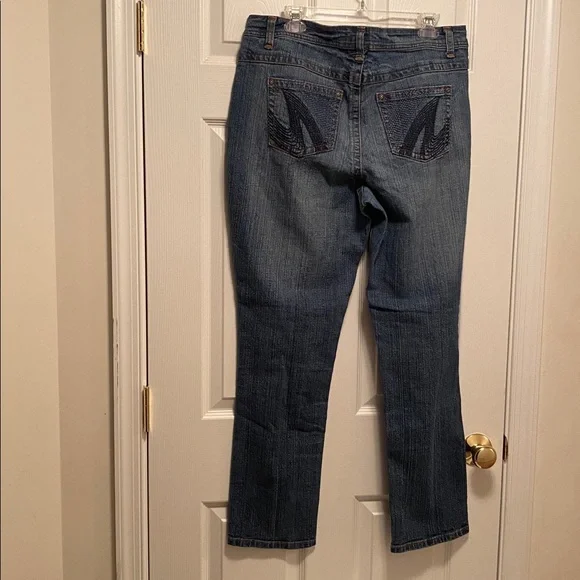 Cato Women's Straight Leg Blue Jeans - Picture 2 of 5